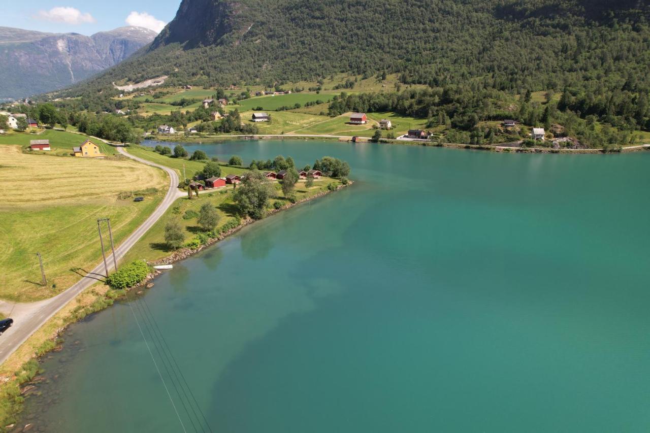 Loken Camping - Trivelig Og Idyllisk Ved Vannet Otel Olden Dış mekan fotoğraf