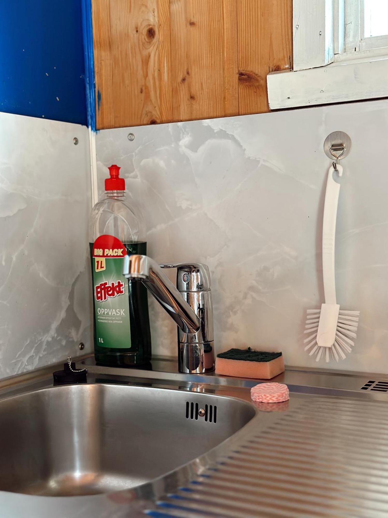 Loken Camping - Trivelig Og Idyllisk Ved Vannet Otel Olden Dış mekan fotoğraf