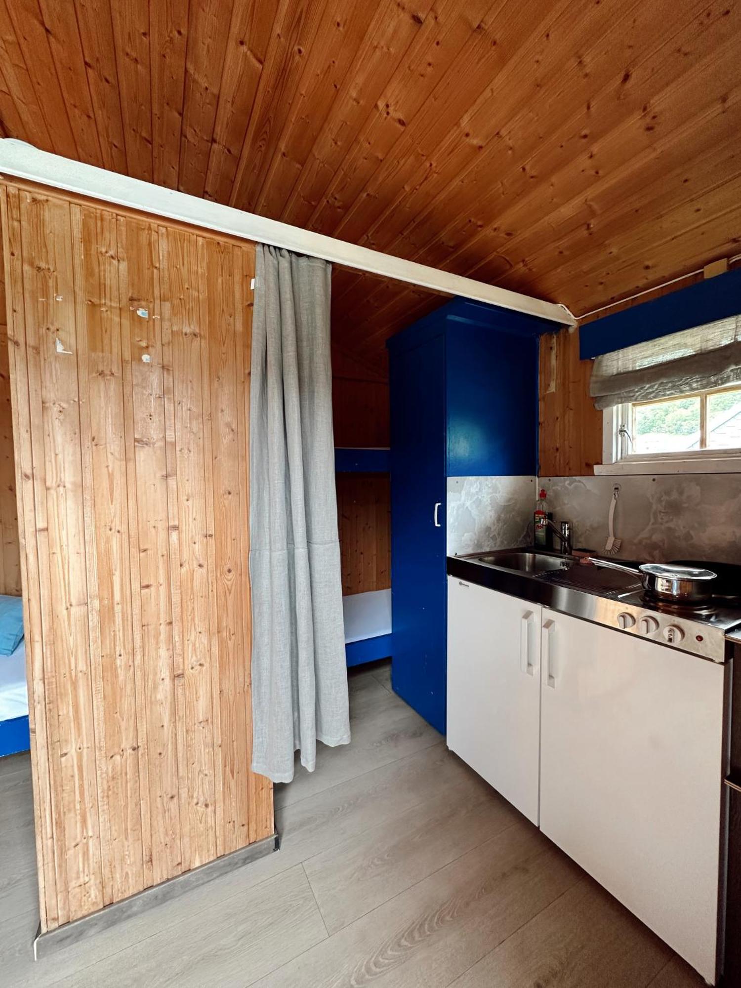 Loken Camping - Trivelig Og Idyllisk Ved Vannet Otel Olden Dış mekan fotoğraf